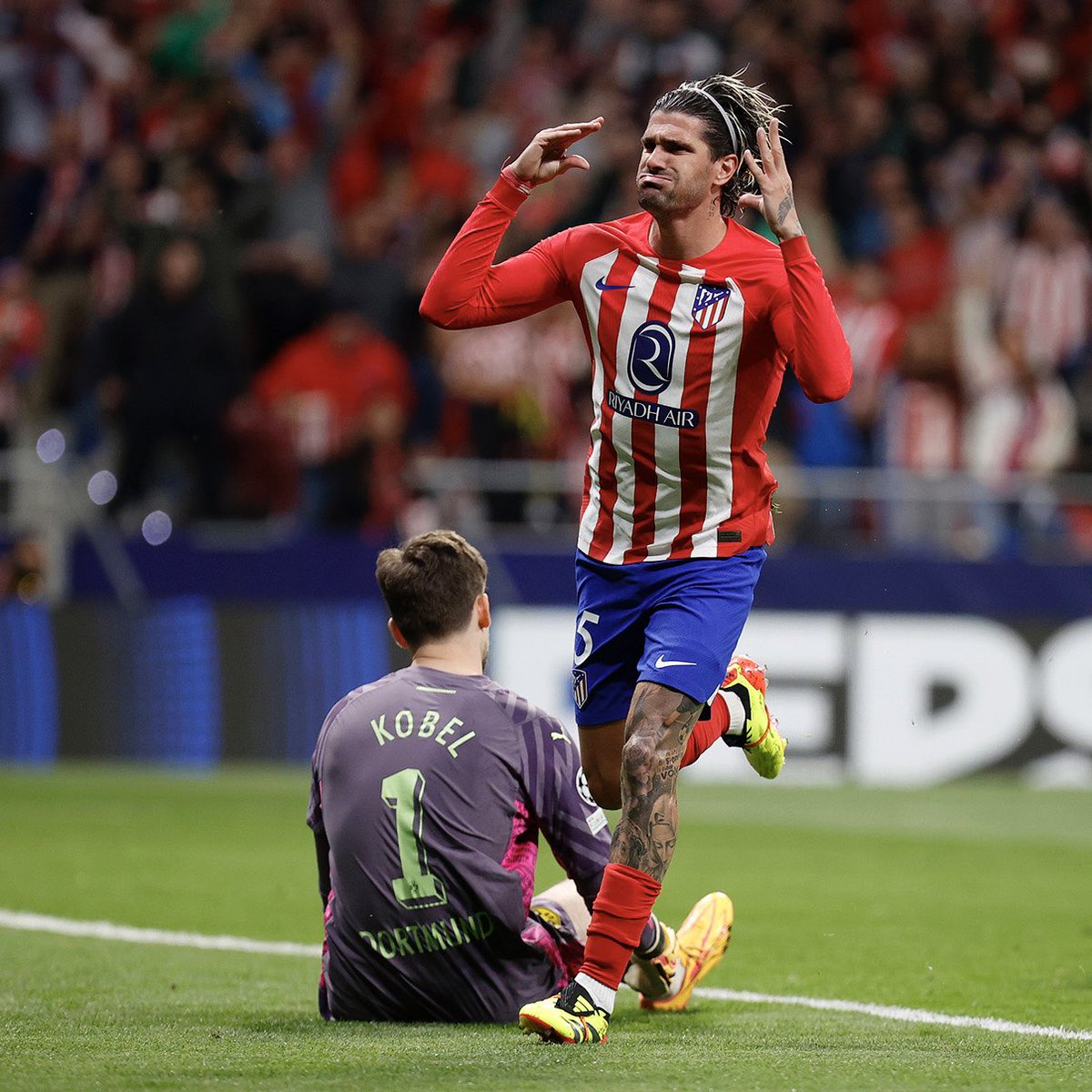 atletienglish's tweet image. De Paul pics that go hard.