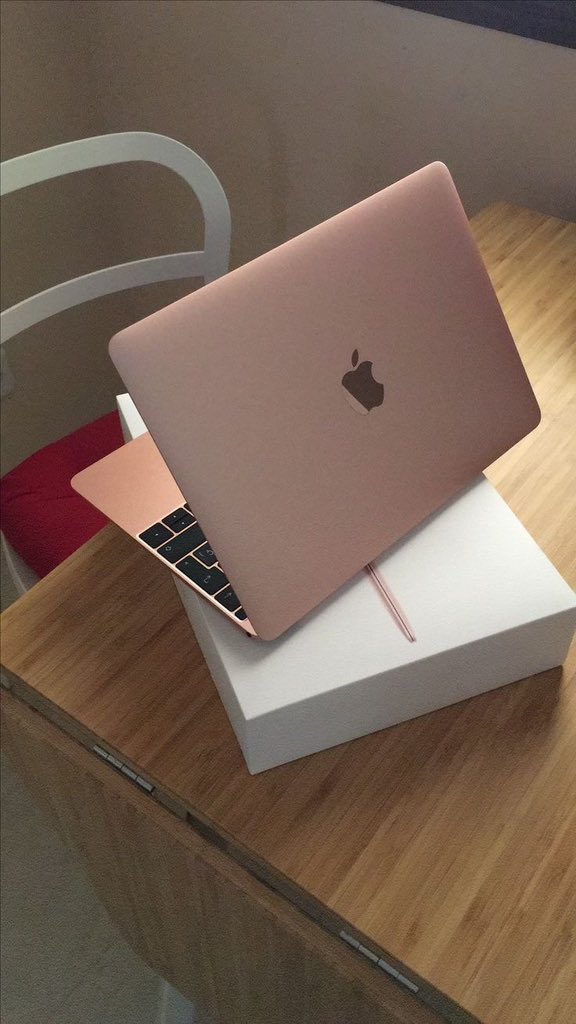 fugeonline's tweet photo. For sale now ❗️❗️❗️
Apple MacBook Air (13- inch, 8GB RAM, 265GB SSD Storage) 

For more details WhatsApp (09135000042) Or DM 

#fugeonline #shopwithfuge #explore #exploring #AEWDymamite #AskMikha https://t.co/s1yqGPkBhv