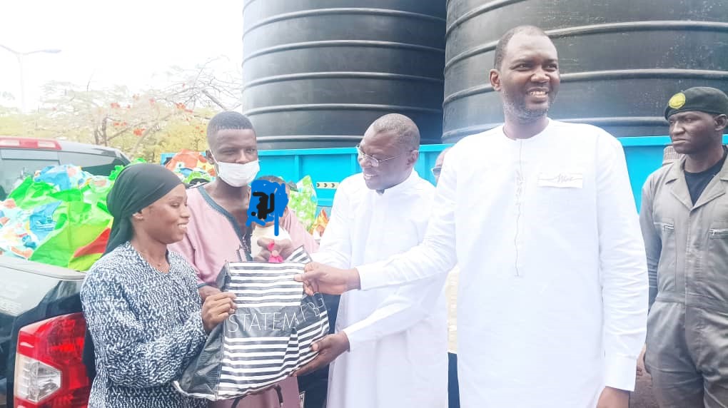 The Finance Minister and MP for the Karaga Constituency, Dr. Amin Mohammed Anta, made a personal donation of 10 water polytanks, 3 dialysis machines and an initial payment of GHc100,000.00 for the refurbishment of an underground water storage tank.