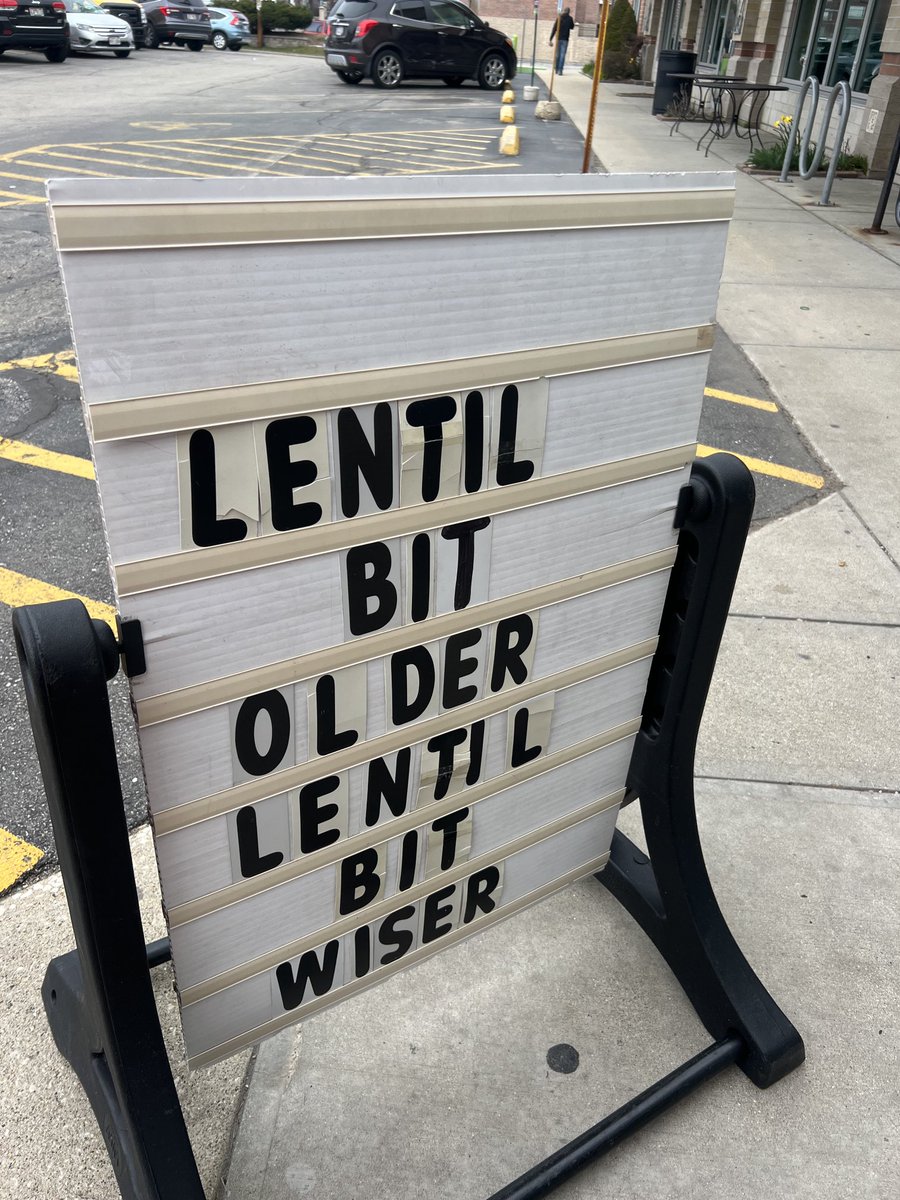 SusanKim4's tweet image. Took me a second… #Outpost