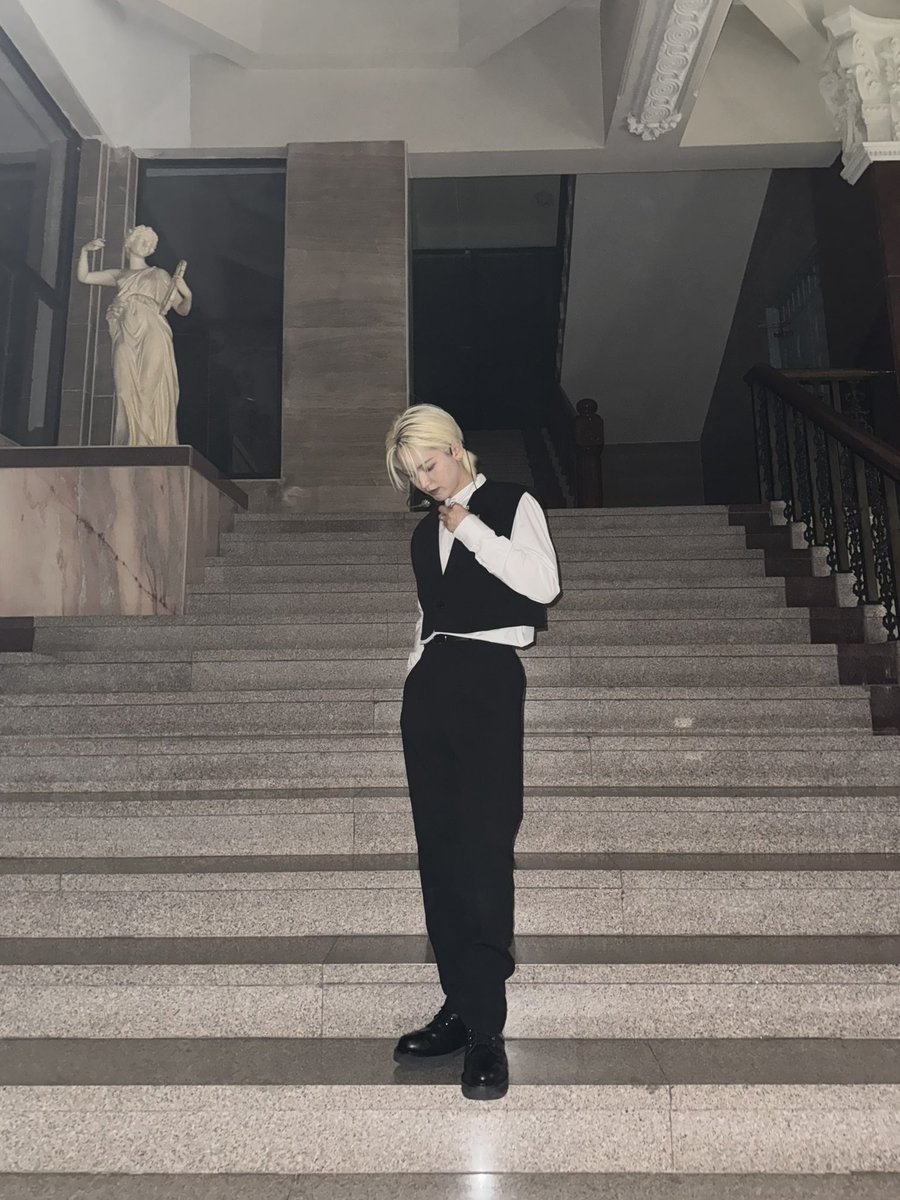 WM_ONOFF's tweet image. [#온앤오프]

#승준
Bye My Monster😈

dacEAR 너무 멋지게 찍어주셔서 감사합니다 🖤🤍