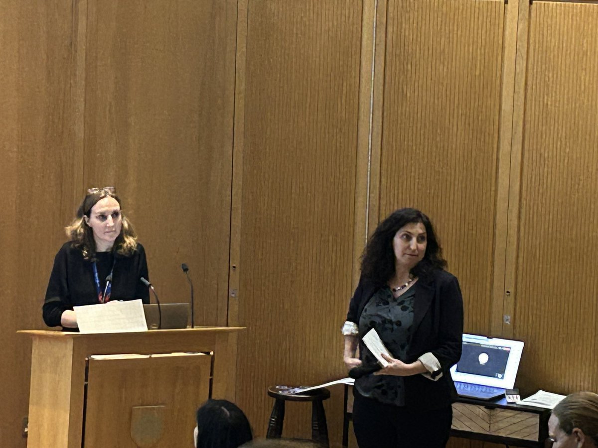 Cynthia Andoniadou chairing a fantastic session at the Paradifference Foundation meeting, Merton College, Oxford