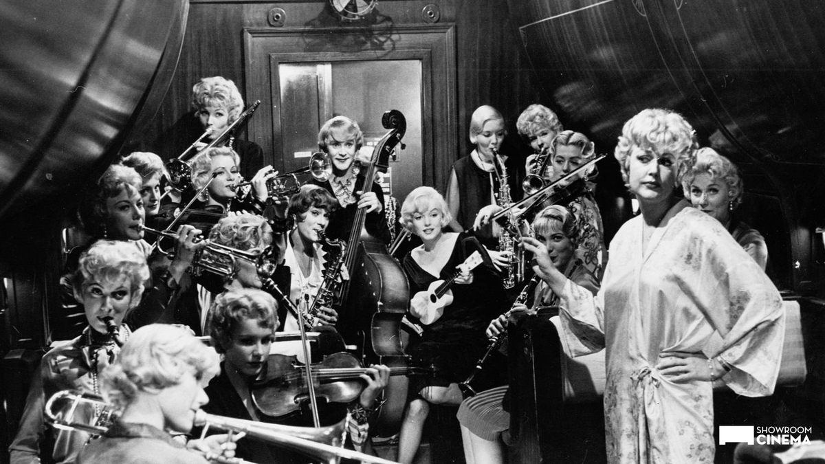 Marilyn Monroe stars in Some Like It Hot, Billy Wilder’s comedy about two men (Tony Curtis and Jack Lemmon) on the run from the mob, who end up joining an all-female jazz band to hide their identities. See it in a relaxed, screening on Tue 30 Apr at 12.00: bit.ly/3TKlimk