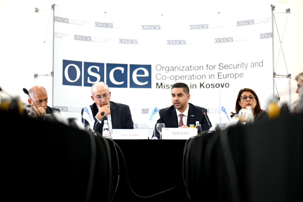 #OSCEKosovo Mission in #Kosovo reaches out to different municipalities, beyond #Pristina. At the #OSCE Regional Centre in #Gjilan /#Gnjilane, I met representatives of civil society organisations working to tackle important issues, including gender discrimination and domestic