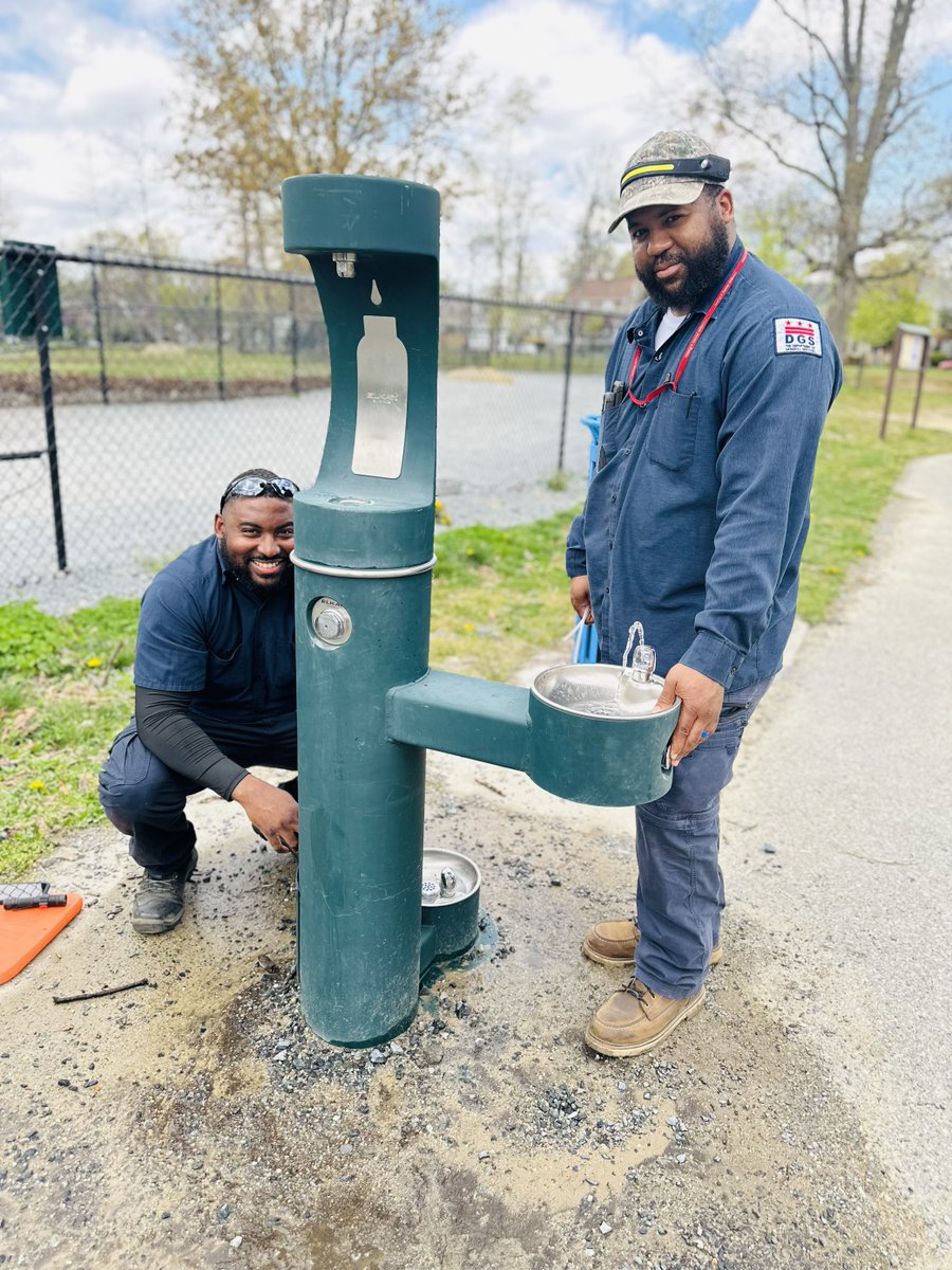 🛠️Our plumbers are in the community, turning on water fountains and making repairs to keep the water flowing as a part of our annual Spring-Summer Readiness operations. If you see them out, be sure to say thank you!👏 📸Takoma Community Center #DGSAtWork