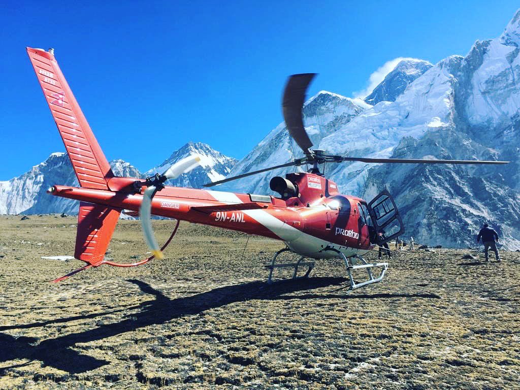 BoundlessAdvent's tweet photo. @adventuretweets what do you think about helicopter tour to Everest ? https://t.co/eJ5ArIkYFy