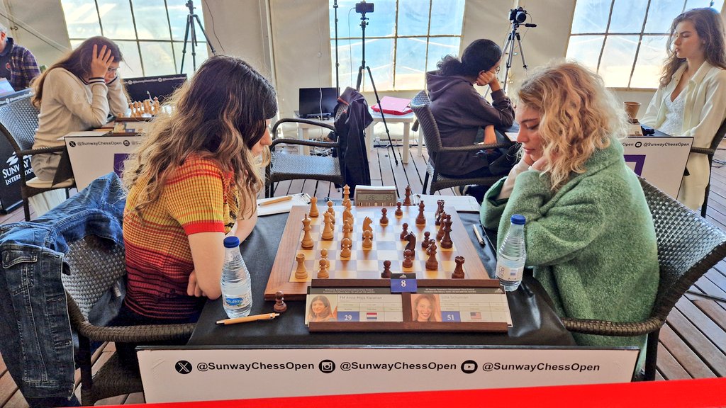 SunwayChessOpen's tweet image. 3rd round on its way at #SunwayFormentera. You can follow live on major platforms and on streamers&apos; channels.
#ChessInParadise