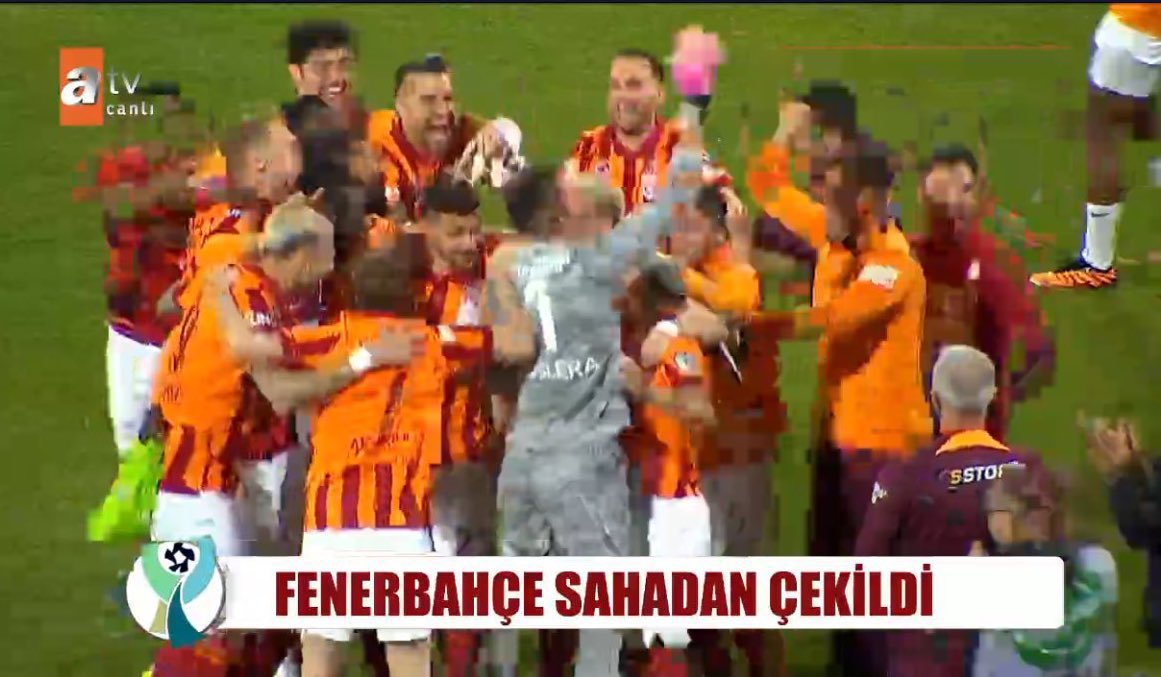 PFDK, Süper Kupa’da Fenerbahçe’nin 3-0 mağlup sayıldığını ve 4 milyon TL para cezası verildiğini açıkladı.