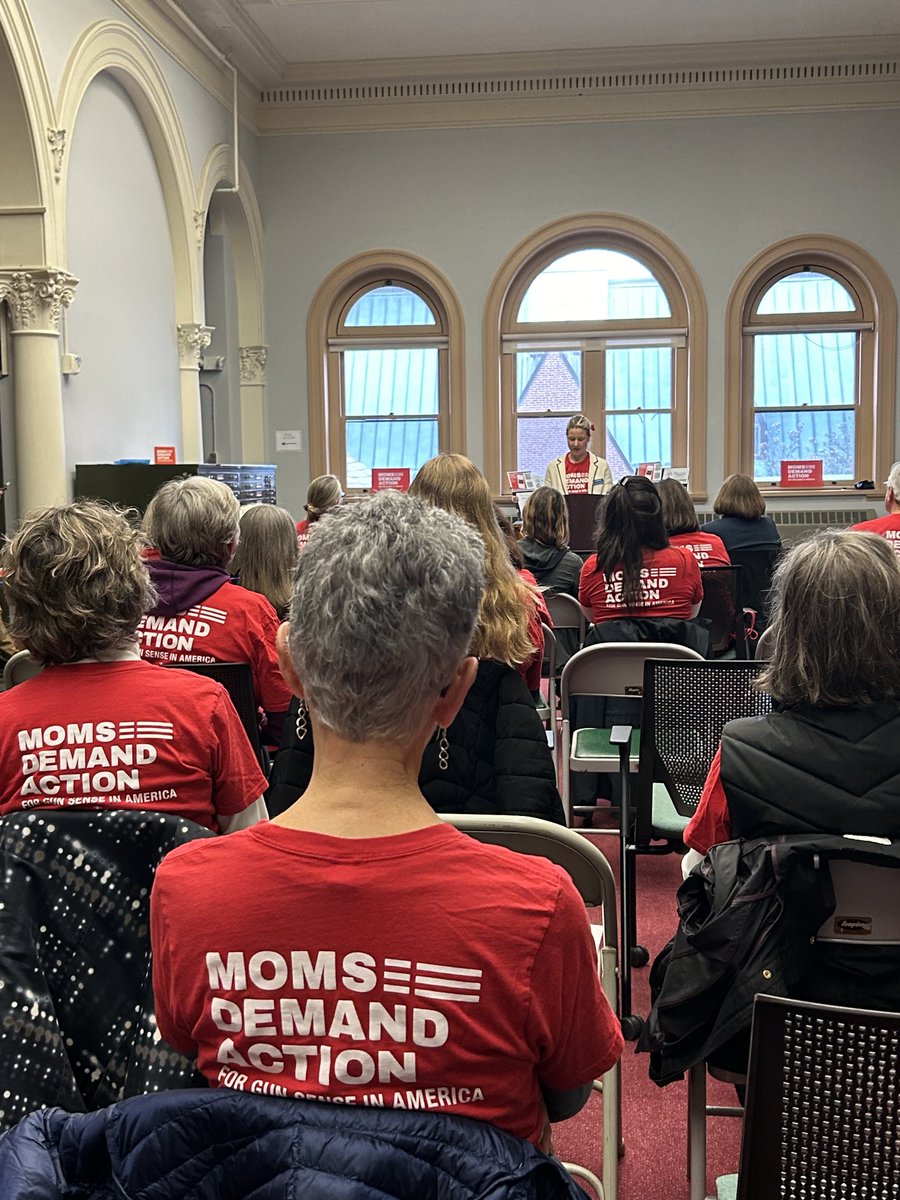 “It is easier to find a gun in New Hampshire than to find a mental health councilor.” Powerful words at the ⁦@MomsDemand⁩ Advocacy Day in New Hampshire #gunsense #gunsafety