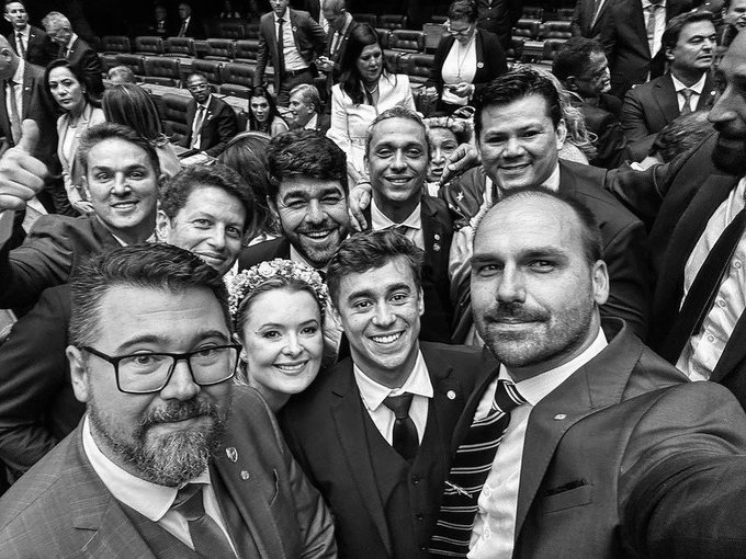 gersonlmartinez's tweet photo. Isso não é um partido, é uma orcrim!! https://t.co/uToAcVtGWX