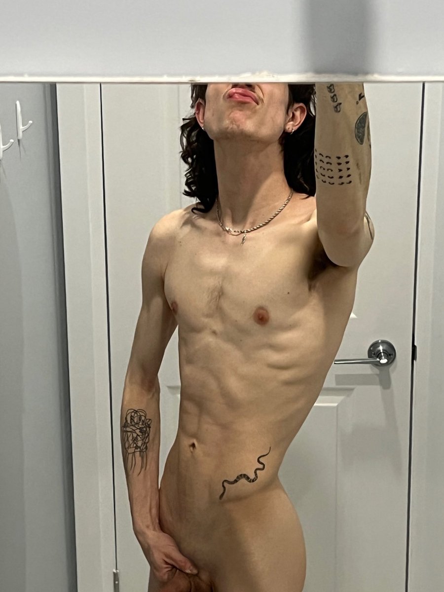 hey! my eyes are up here!! oh wait, nvm they aren't 😉