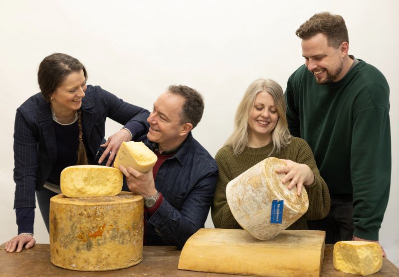 dairyindustries's tweet photo. The Real Cheese Project launches to protect and promote Britain’s artisan cheese https://t.co/xXRhxECvWS #cheesemakers #dairy #dairyproduction #artisancheese #therealcheeseproject https://t.co/mmiqQwE0ef