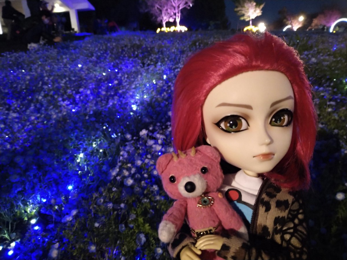 hideちゃん
切り撮ったみたいになってる😐
夜景の感度調節ムズい
#hide
#テヤンドール
#ポーズスケルトン