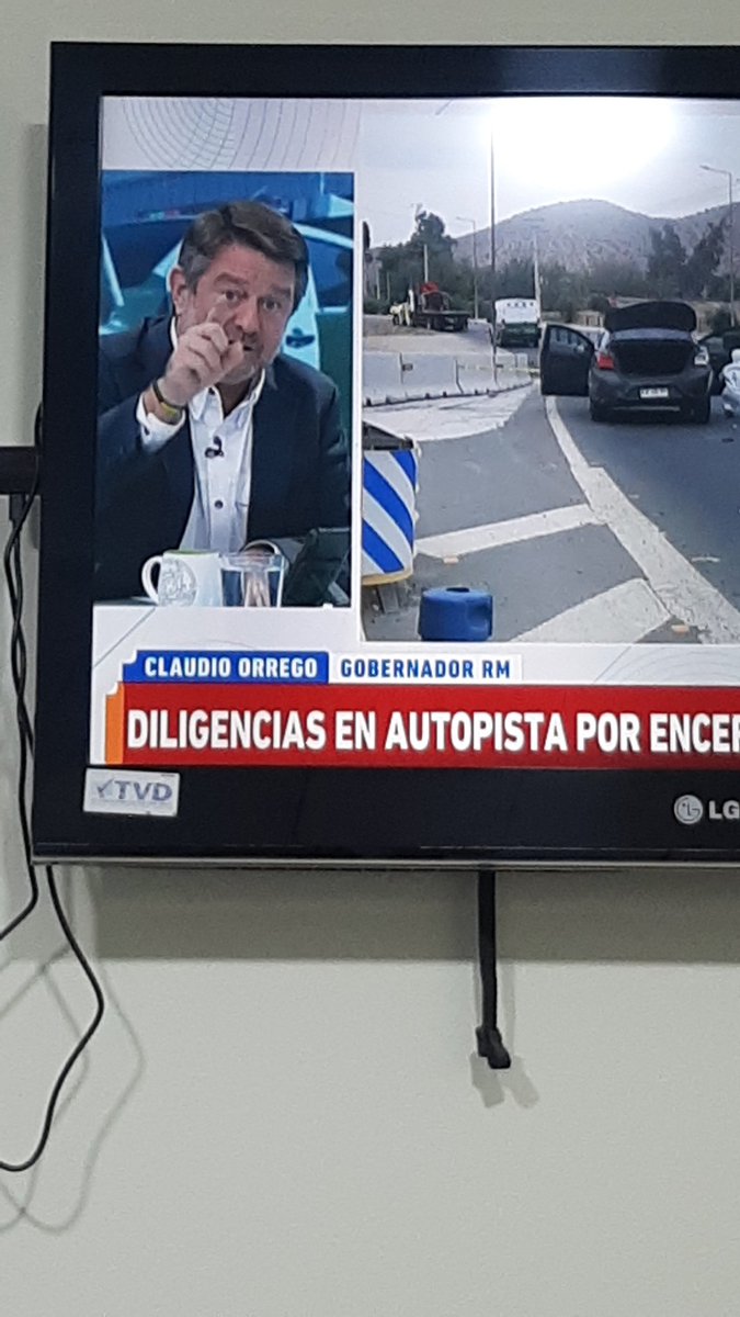 #MuchoGustoMEGA ...de que nos sirve un Gobernardor???
Aún no veo su eficiencia , menos su útilidad.