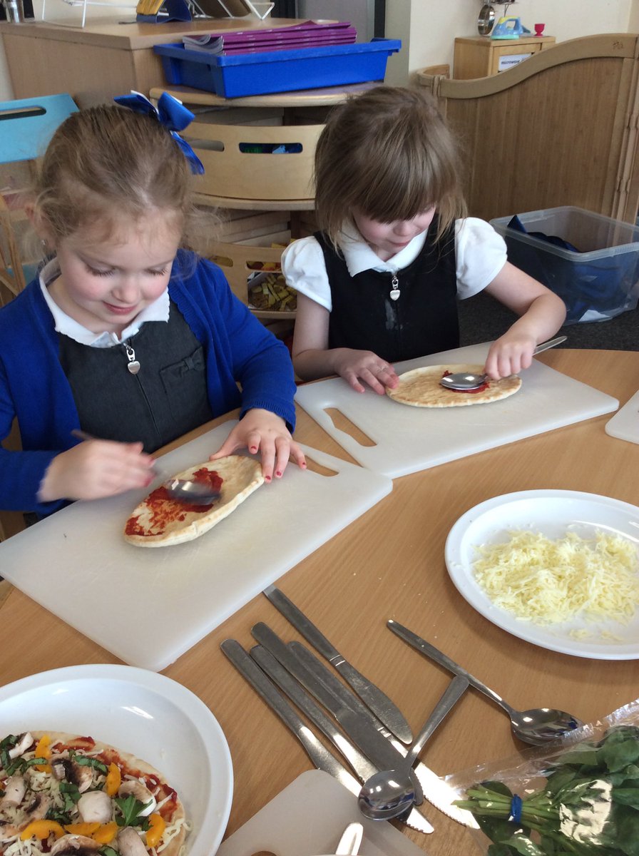Making pizza this afternoon in EYFS 🍕 #learnthrivecelebrate #futureyou @extoltrust