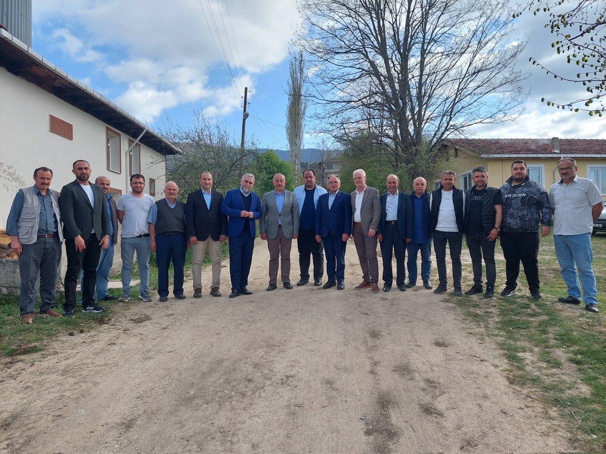 Kastamonu / Araç Belediye Başkanı Sayın Süleyman Yazkan ve diğer hemşehrilerime 'nazik' ziyaretlerinden dolayı teşekkür ediyorum😎