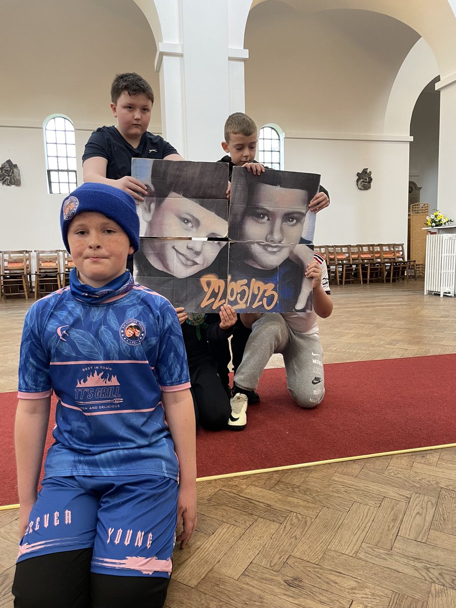 Mrs Chamberlain tweet media