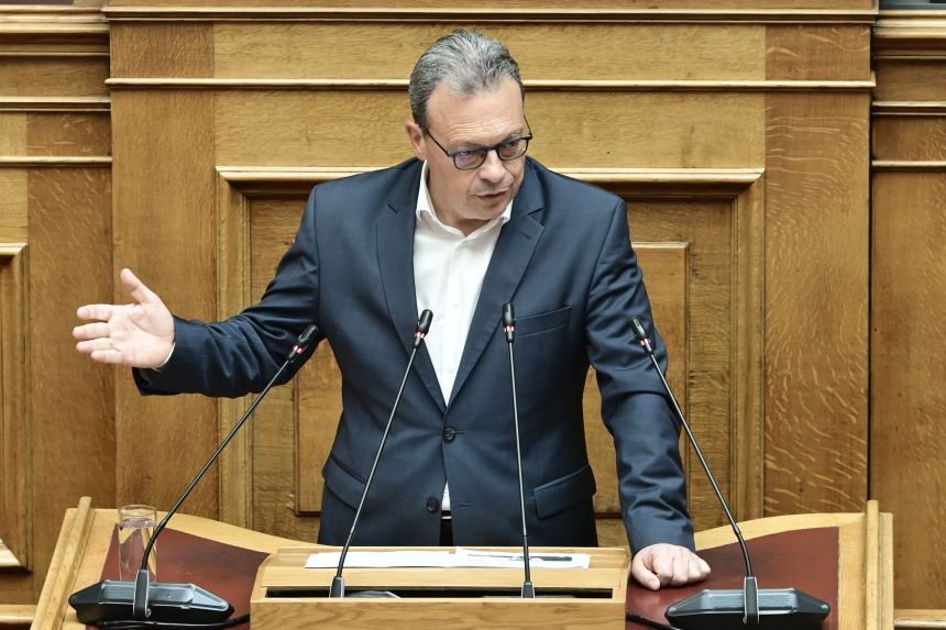 .@SFamellos: Η Κυβέρνηση μετατρέπει τους ασθενείς σε πελάτες [Ομιλία του Προέδρου της Κ.Ο. του ΣΥΡΙΖΑ-Π.Σ. στην Ολομέλεια της Βουλής επί του σχεδίου νόμου του Υπουργείου Υγείας] - bit.ly/43RQKDH