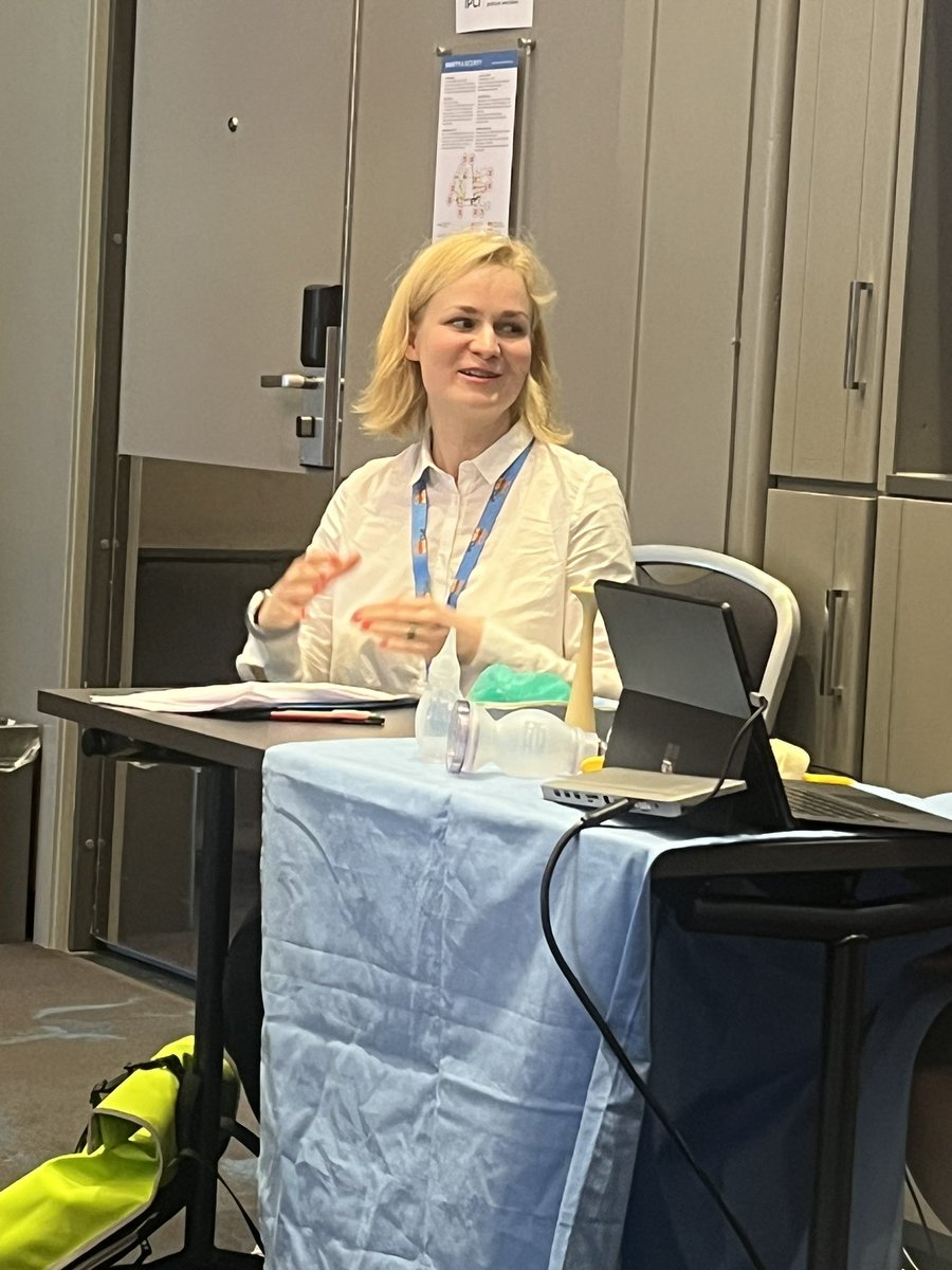 Karoline M. Linde tweet media