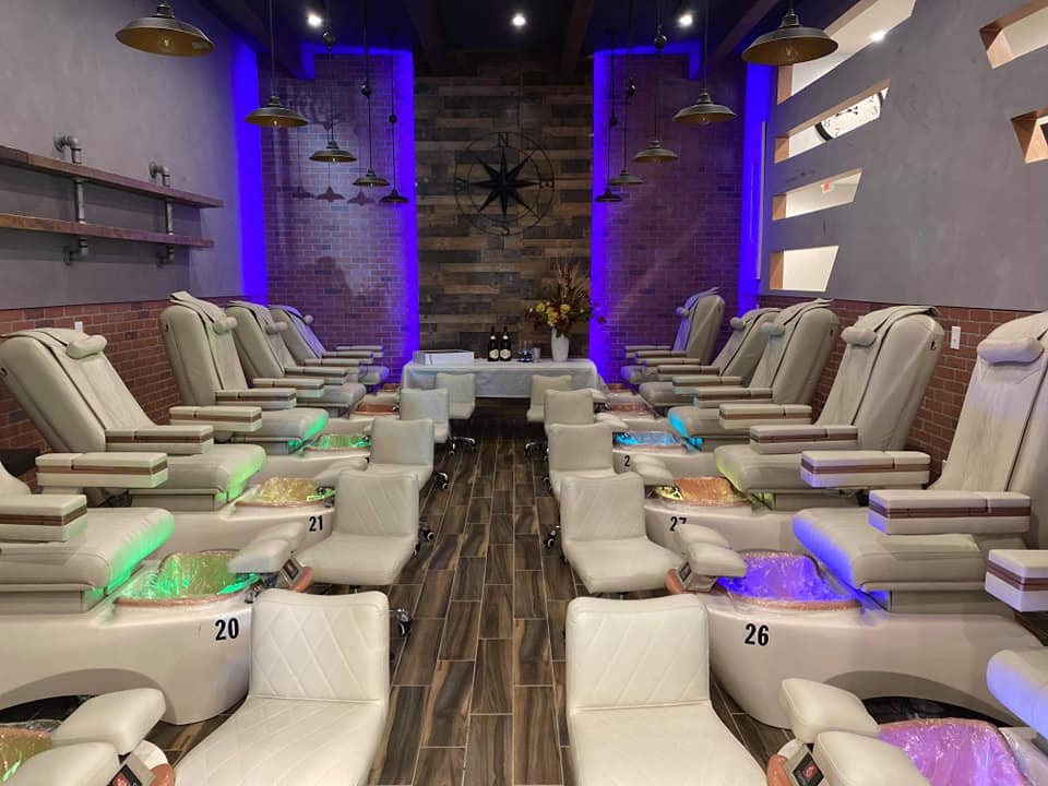 Escape to tranquility at Asiana Nails Lounge! Luxurious spa treatments leave you feeling rejuvenated & relaxed. Treat yourself today! #ParkNorthSC #SanAntonio #RetailTherapy @AsianaNailsLounge