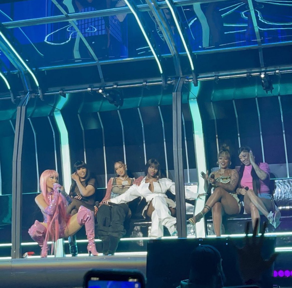 Nicki Minaj, JT, Bia, Akbar V, Katie Got Bandz & Maliibu Miitch on stage at the “Pink Friday 2” World Tour in Boston 📸