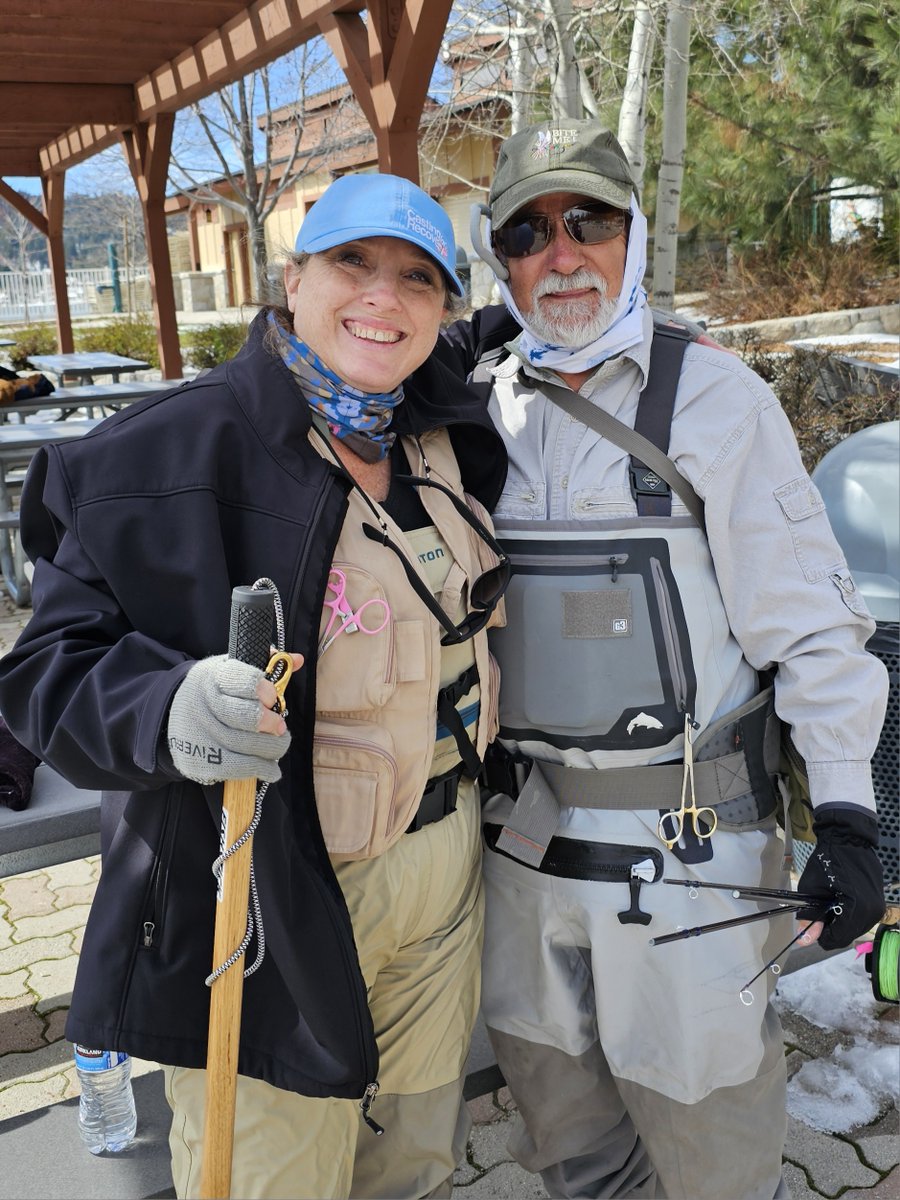 Cast4Recovery's tweet photo. Cool temperatures at the recent #CastingforRecovery Southern California retreat didn't have an impact on fishing day. Check out these bundled up participants that are ready to go! https://t.co/tRf3m0Sdlu