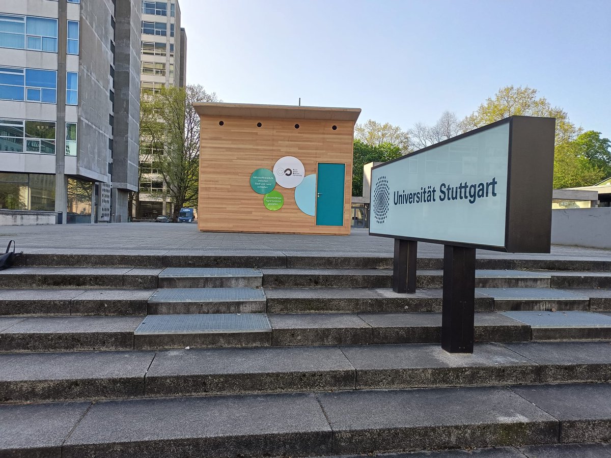 projekt_run's tweet image. Am Mittwoch, den 17.04, erwartet Euch ein aufregendes Programm. Wir eröffnen unseren Showroom vom Projekt RUN und wollen dieses Event gemeinsam mit Euch feiern. Wir laden zu einem leckeren Lunch in der Mittagspause ein. Beginn 12 Uhr.
@agrarsysteme
@UniHohenheim
@Uni_Stuttgart