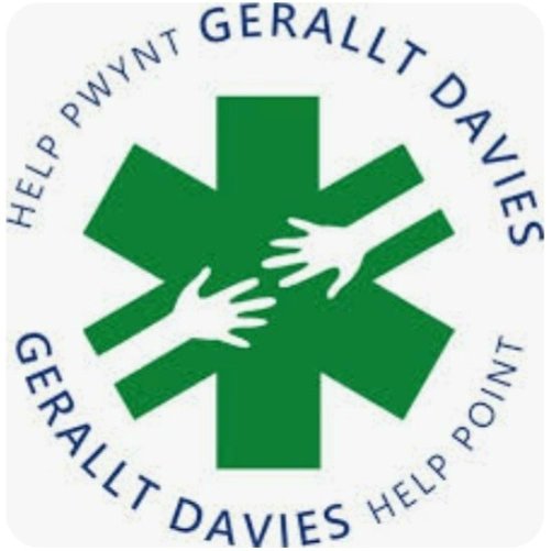 HSofWestGlam's tweet image. Last night I had the privilege of visiting Swansea&apos;s Pwynt Help GeralIt Davies Help Point 🚑 A great pleasure to meet @SJACWestGlam #studentvolunteers @NPTCGroup @swpolice @WCommSafetySgt @Griffindares @WelshAmbulance
@SwanseaUni @UWTSD
#HighSheriff
#WestGlamorgan #Swansea #NPT
