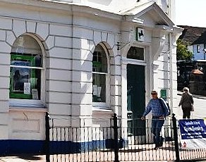 On the subject of how long Lloyd's Bank has been at the junction of London Rd and EG High Street, Hills mentions it on that site in his History of EG published in 1906, so it has been there at least 118 years. Long may it stay there! Before Lloyds, the main Post Office was there.