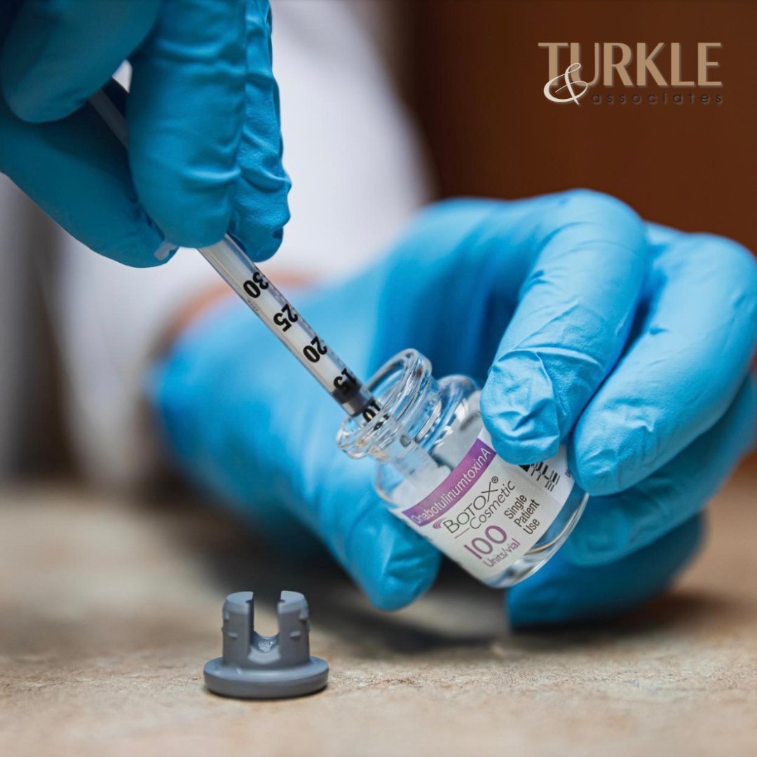 Looking for a trusted BOTOX® provider? Turkle & Associates is proudly recognized as a Top 50 national account with Allergan. Learn more on our website. ⬇️ plastics.turklemd.com/treatment/boto… #TurkleandAssociates #Turkle #Botox #excellenceincare #indianapolis #botoxinindianapolis