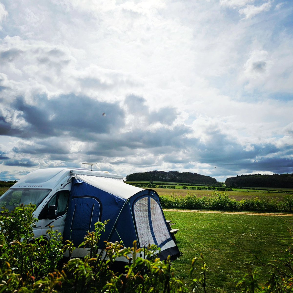 Another stunning day on the beautiful North Norfolk Coast 🌞

#norfolkhygge #deepdalehygge #hygge #lovenorthnorfolk #lovewestnorfolk #northnorfolkcoast #northnorfolk #camping #campervan #motorhome