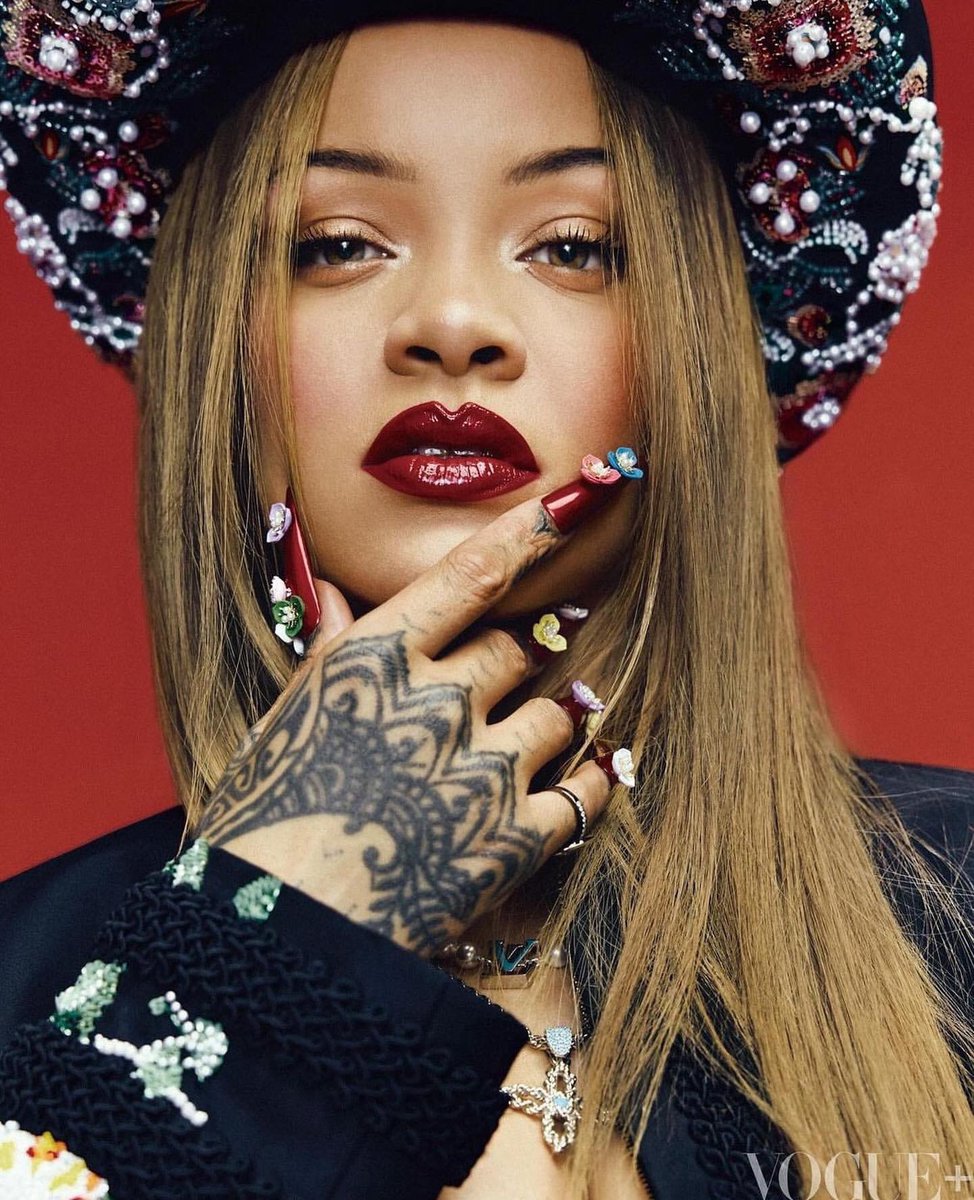 Rihanna lands onto the cover of Vogue China 🇨🇳