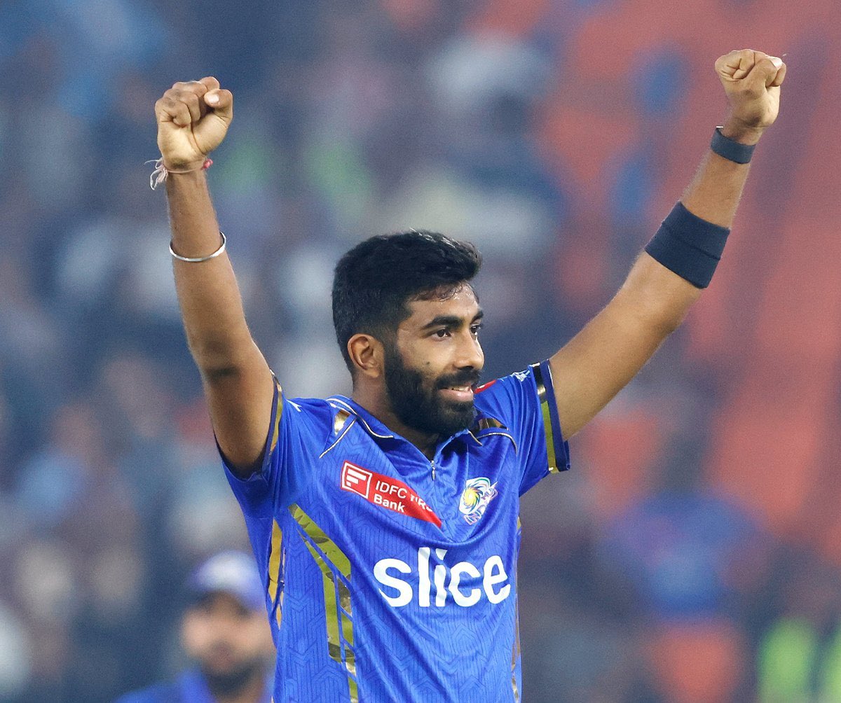 Jasprit Bumrah is the GOAT for a reason. Mumbai Indians should feel lucky that he plays for them.🔥🔥 #MIvsRCB