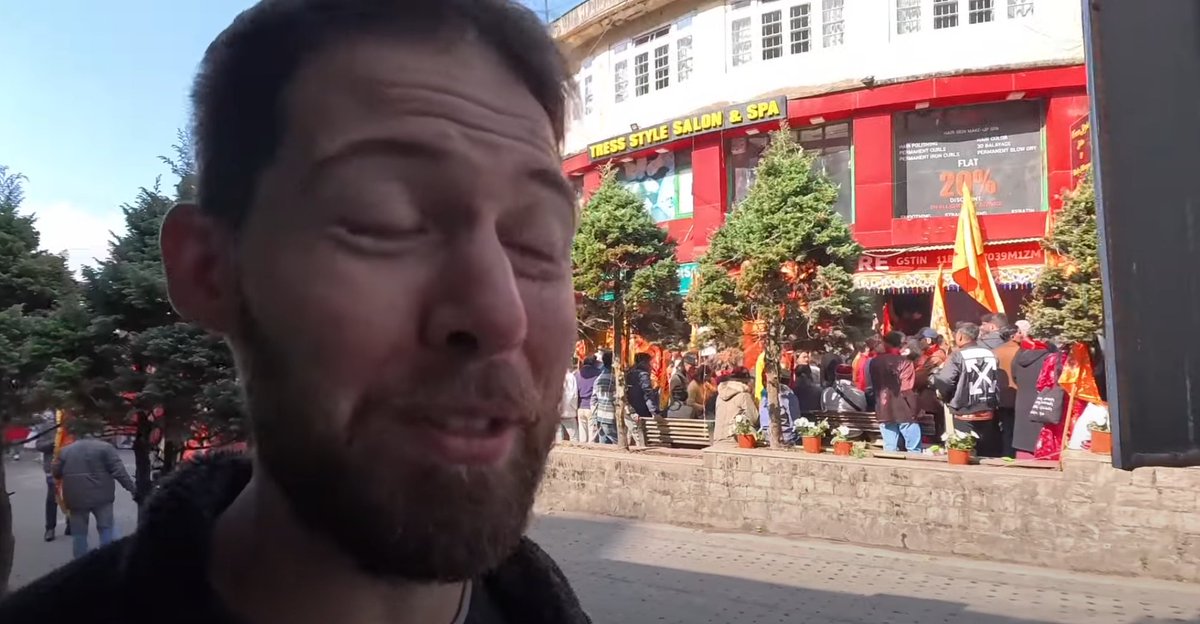 Opiniated vlogger (with regards to China's Xizang) encounters a full blown Hindutva rally in the Buddhist region of Sikkim. Instead of criticizing it, he started chanting Hindu nationalist slogans. Just goes to show how utterly unprincipled these people are.