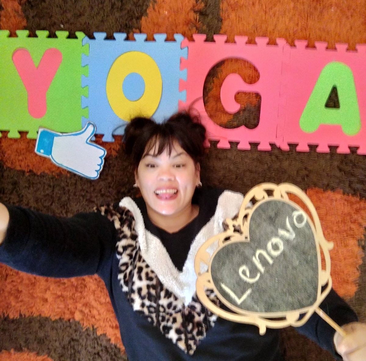 __ChantelAugust's tweet photo. YOGA #Smartseries #Lenovo @Lenovo_Africa https://t.co/Y7OUTJyGj1