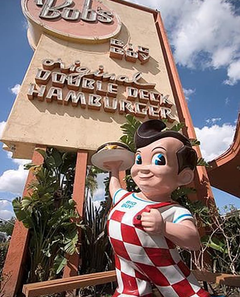 We had one at the circle in Vineland. I only remember eating there a couple of times. Do you remember Bob’s Big Boy?