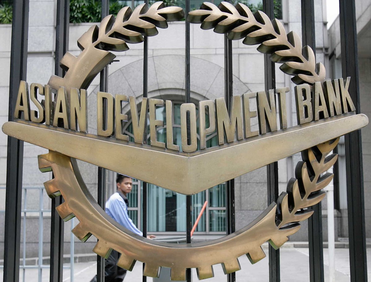UpendrraRai's tweet image. The #AsianDevelopmentBank (@ADB_HQ) has revised India’s gross domestic product (#GDP) growth forecast for FY25 to 7%, up from its earlier forecast of 6.7%. The bank cited robust public and private investments and a strong services sector for revising its growth estimate upwards.…
