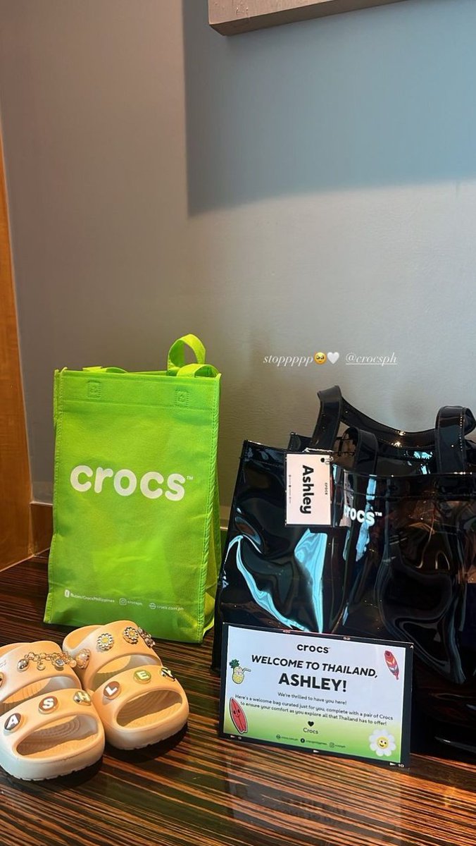 240411 lallainashley IG story

Crocs welcome Gift for our dearest Ashley! Thank you for the trust @crocsPH! 🤗💚

#AshleyDelMundo | @lallainashley #CrocsPH #ComeAsYouAre