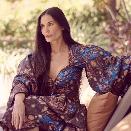 FilmUpdates's tweet image. Coralie Fargeat’s ‘THE SUBSTANCE’ starring Demi Moore and Margaret Qualley to premiere in-competition at the 2024 Cannes Film Festival.