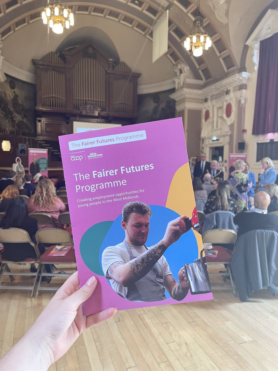 We’re at Walsall Town Hall with @iammissmacaroon today to mark 1-year of The #FairerFuturesProgramme, our unique collaboration working to help local young people overcome barriers to employment.    #DoingGoodTogether