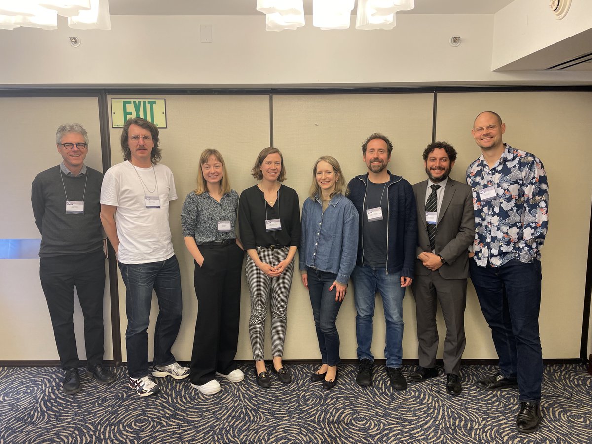On April 3 Prof. Michael Strange and others of the CEMES Research Group 'Future Society and Democracy in Europe went to the #isa2024 in San Fransisco and ran an exciting workshop on Articifical Intelligence as an issue for Global Political Economy !