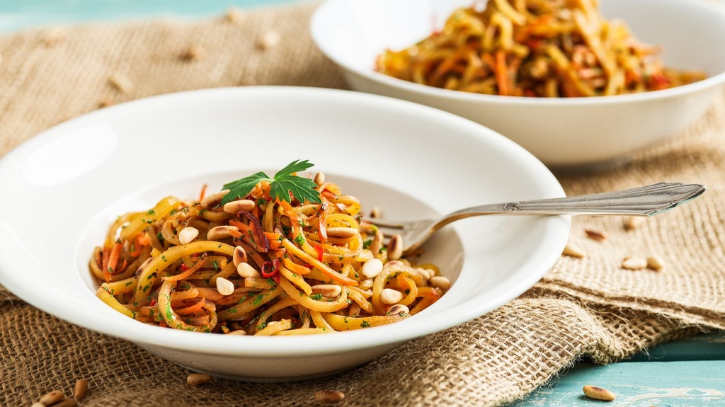 ZentrumGesund's tweet photo. Kartoffel-Spaghetti süsslich-scharf - basisch und glutenfrei

Lasst euch von unseren Kartoffel-Spaghetti verzaubern: süsslich-scharf, basisch und glutenfrei. Ein Geschmackserlebnis! Rezept hier: https://t.co/6eT5eMVZW1

#basisch https://t.co/FD0JAg8mYd