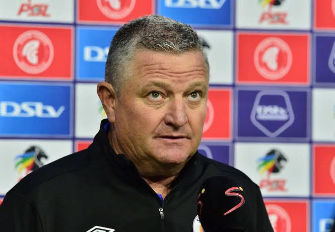 🫶🏾Good Problem PSL clubs will continue to rely on youngsters says Gavin Hunt “I think it’s financial, you will find that clubs maybe can’t buy players anymore so you need to produce more. “Because transfer fees in South Africa are now really going off the charts and its very…