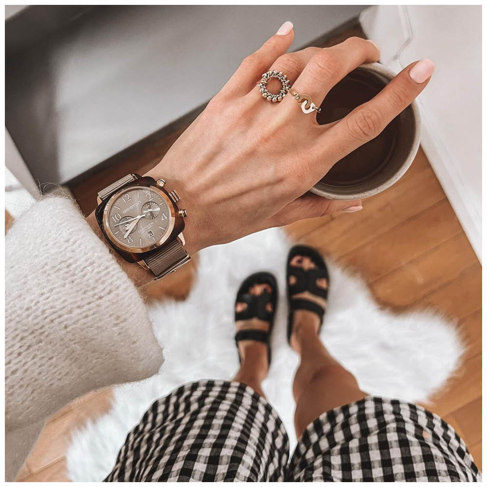 BRISTONwatches's tweet photo. Choose your Clubmaster style : Chic, Classic or Lady?
📷 @ToTheLand.studio / @hellollie_ / @amelie_lbrg
#mybriston #bristonyourstyle #briston #bristonwatches #montre #watch #montres #clubmasterchic #clubmasterclassic #clubmasterlady #womenstyle #womanwatch #montrefemme #mode https://t.co/ioYiwpqv2H