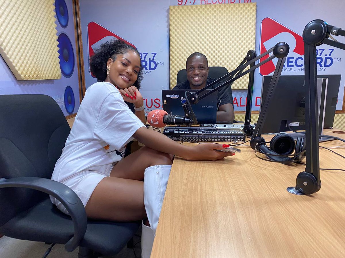 RecordFm977's tweet photo. Request for your favourite song.👇

@djnicknicholas with one of the killers 😂

#XThursday https://t.co/T1yCxQ5biu