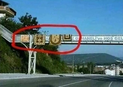 Türk Kadını Çalışkandır..! 
Zeki dir..! 😂😂😂😂