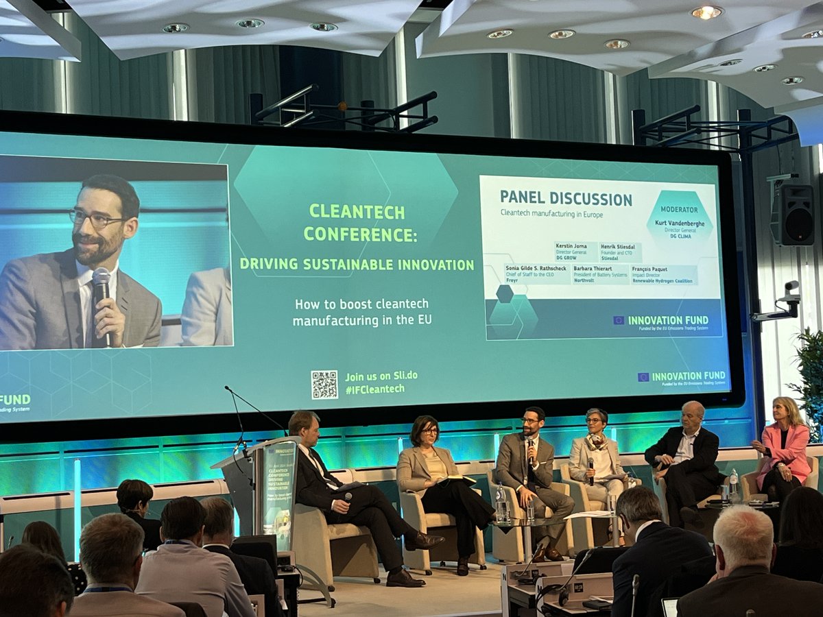 .@renewableH2EU's Francois Paquet telling it like it is @ #IFCleantech: We cannot compete on price /w heavily-subsidized companies. Happy to see a market investigation by the European Commission into Chinese windmills, we should do the same for electrolysers. #EU2040 #Cleantech