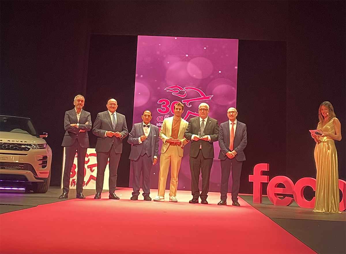 FECOSVA's tweet photo. 💖🎉 El Comercio de Valladolid se viste de Gala para celebrar el 30 aniversario de #Fecosva. Jaime Valentín, premio trayectoria profesional, el actor Dani Muriel, Premio Escaparate 2024 y Leo Harlem, Premio 30 Aniversario de Fecosva. Todos los detalles 👉 https://t.co/UacaMWErsh https://t.co/55t7iWCeRK