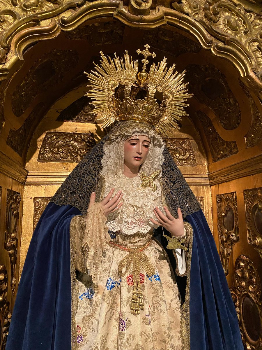 hdadtres_caidas's tweet photo. Ntra. Sra. de Loreto, ataviada para el tiempo pascual. https://t.co/y1LtN7ZyZ1