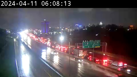 Nothing but brake lights on NB 75 approaching downtown Cincinnati. A semi crash near Ezzard Charles is backing traffic up across the river. Get the latest traffic every 10 minutes on the 10's at Newsradio 700WLW and iheart.com/live/700wlw-17… #Cincinnatitraffic